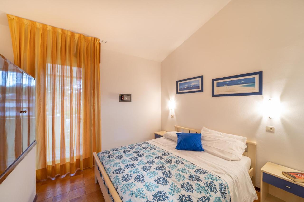 Villaggio Club Dei Pini Бибионе Экстерьер фото